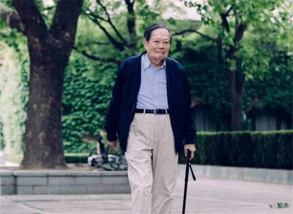 纪念｜院士葛墨林谈杨振宁：小事情、大先生